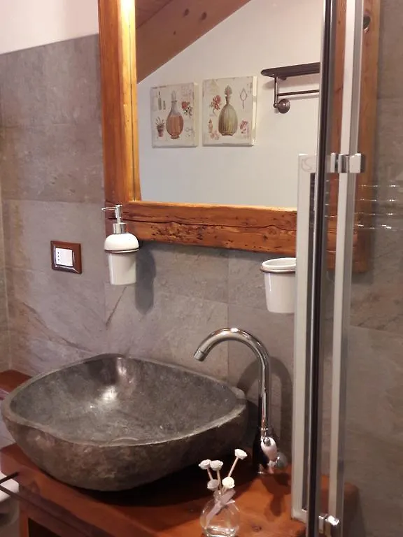 Nocleg ze śniadaniem B&B Ca' La Vedescia Teglio Włochy
