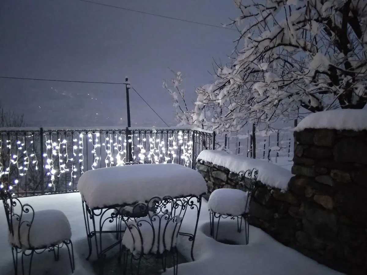 B&B Ca' La Vedescia Teglio Italia