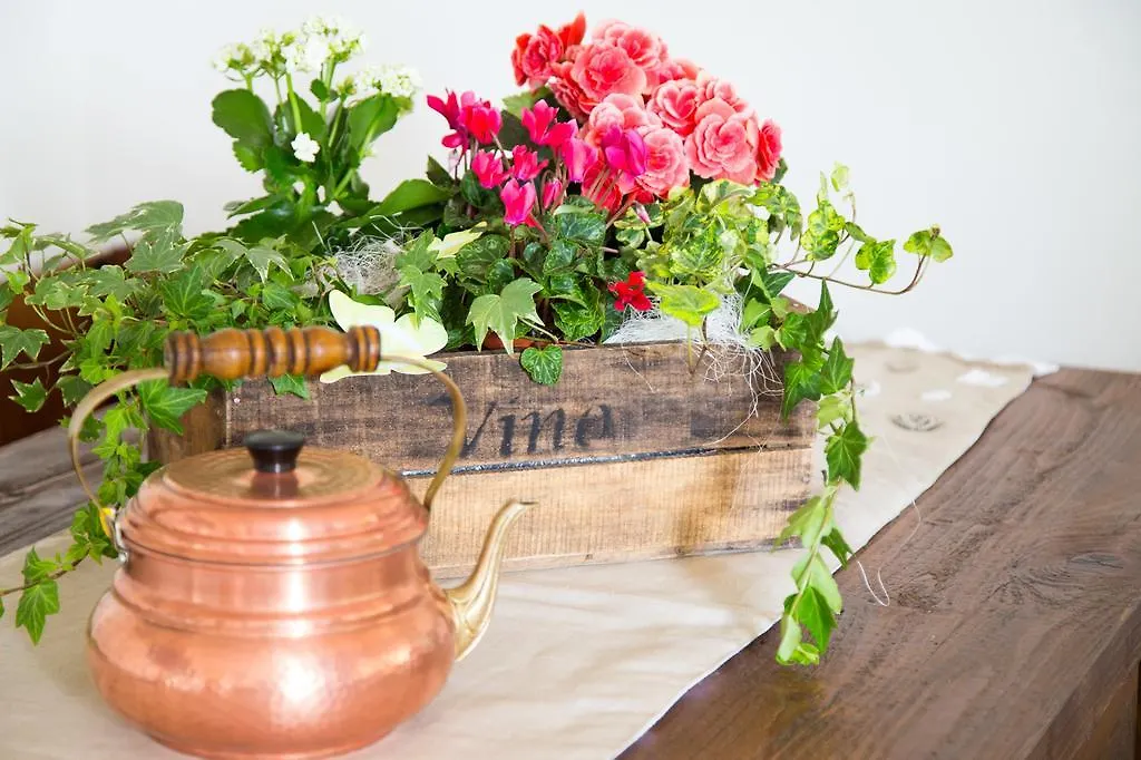 Bed & Breakfast B&B Ca' La Vedescia Teglio Italy